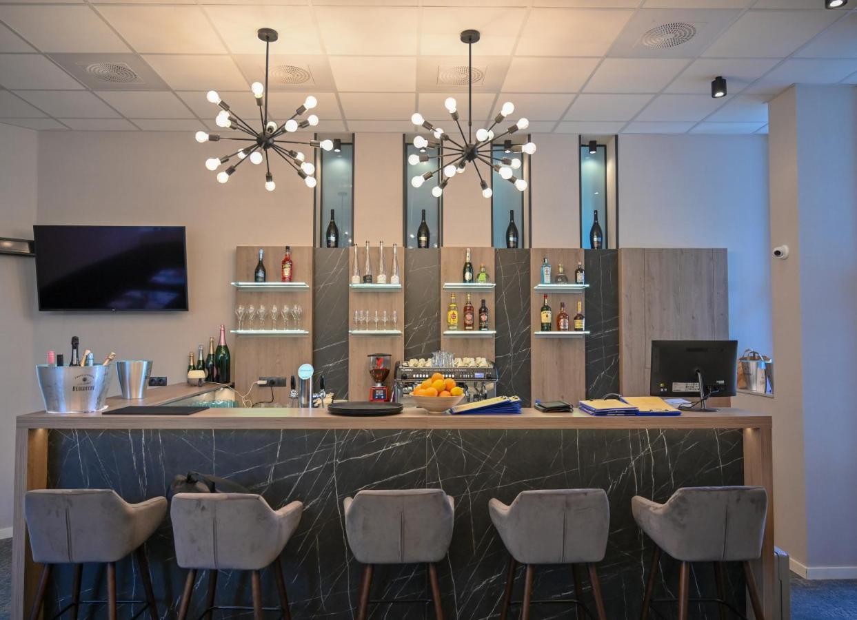 Nn Boutique Hotel Тисауйварош Экстерьер фото