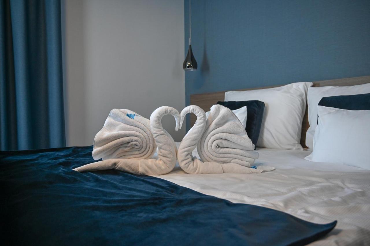 Nn Boutique Hotel Тисауйварош Экстерьер фото