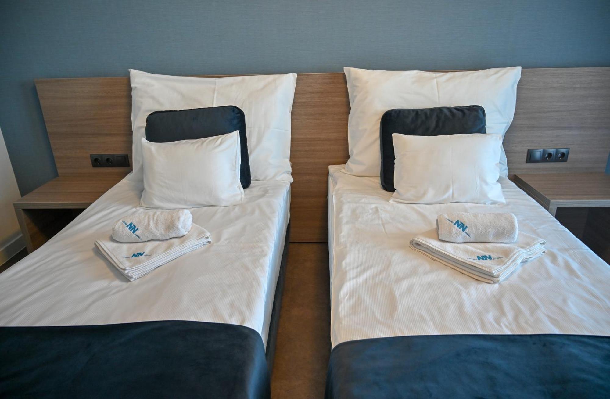 Nn Boutique Hotel Тисауйварош Экстерьер фото