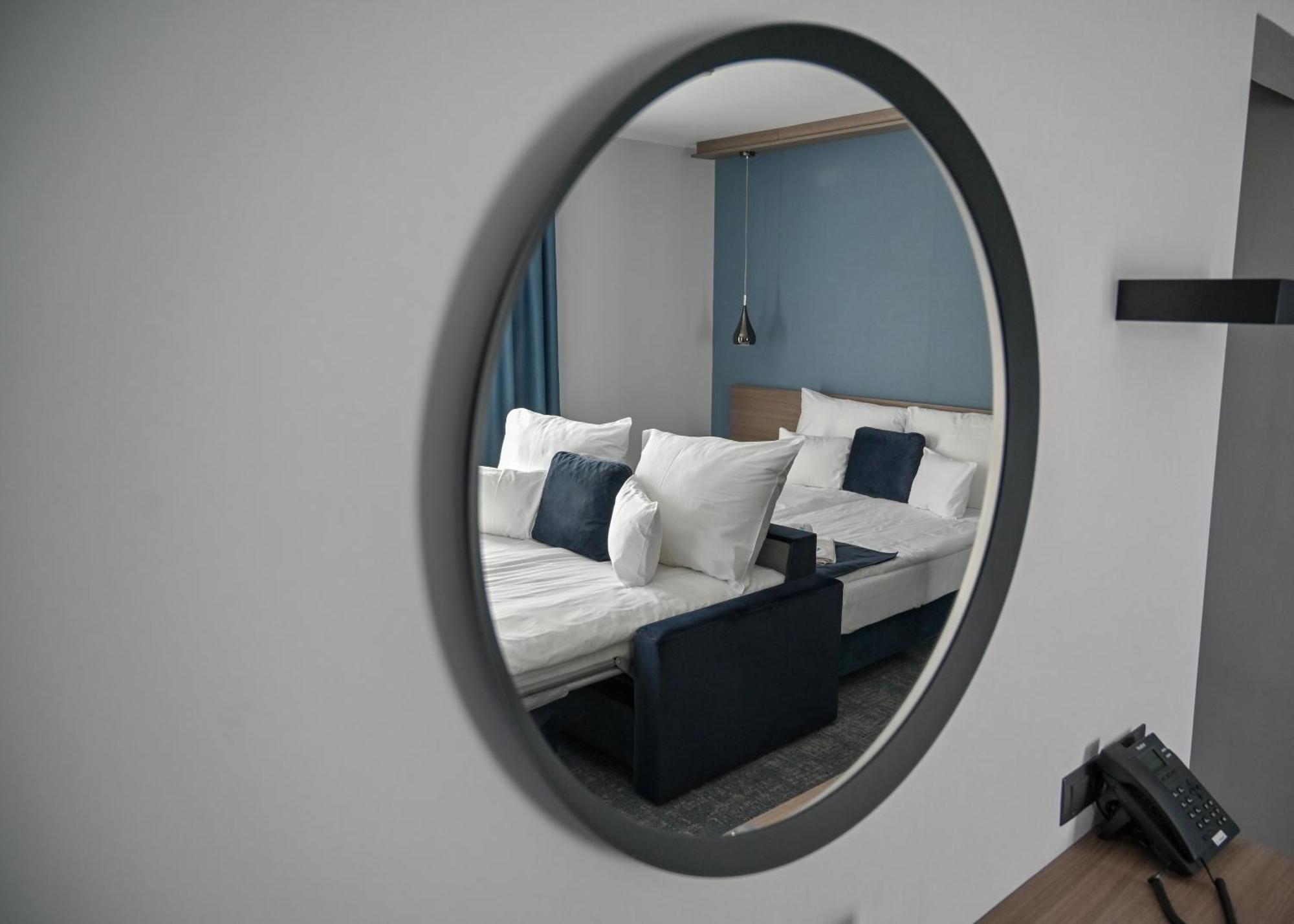 Nn Boutique Hotel Тисауйварош Экстерьер фото