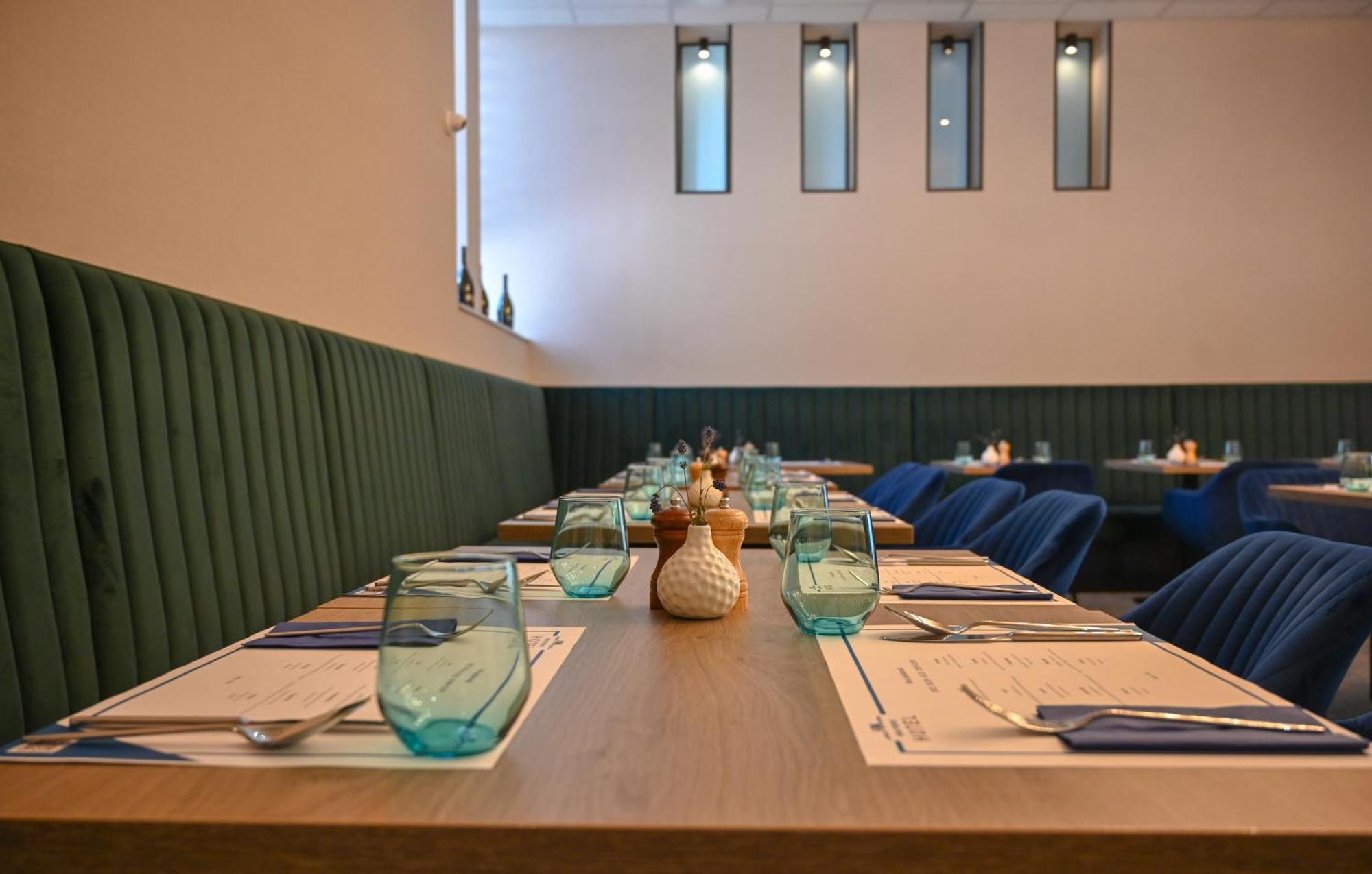 Nn Boutique Hotel Тисауйварош Экстерьер фото